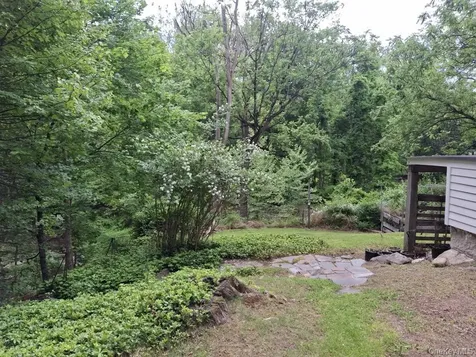 73 Suffern Lane Thiells NY 10984