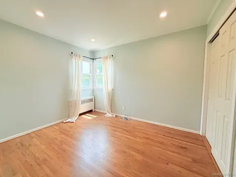 8 E Gate Plainview NY 11803
