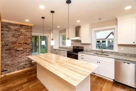 4407 Albany Post Road Hyde Park NY 12538
