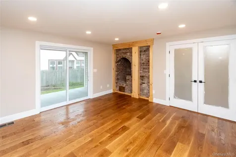 4407 Albany Post Road Hyde Park NY 12538
