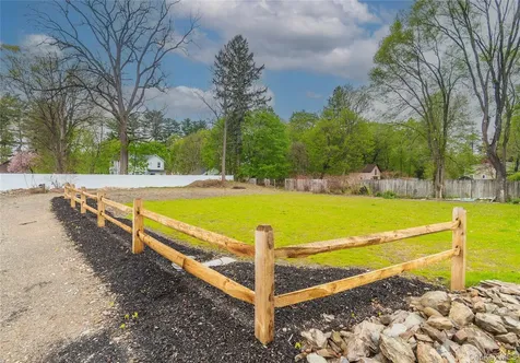 4407 Albany Post Road Hyde Park NY 12538