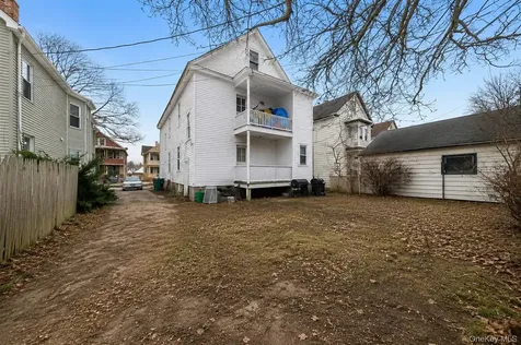 33 Manitou Avenue Poughkeepsie NY 12601