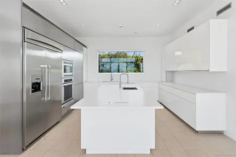 50 Heron Drive Hewlett Bay Park NY 11557