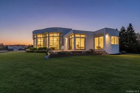 50 Heron Drive Hewlett Bay Park NY 11557
