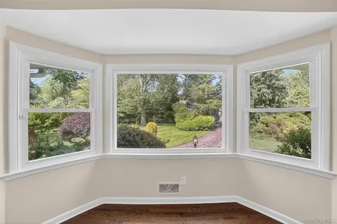 205 Soundview Avenue White Plains NY 10606