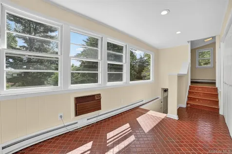 205 Soundview Avenue White Plains NY 10606