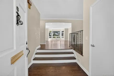 205 Soundview Avenue White Plains NY 10606