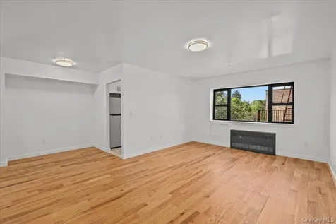 671 Bronx River Road Yonkers NY 10704