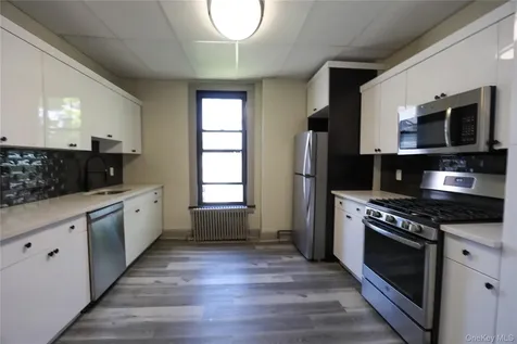 141 Saint James Street Kingston NY 12401