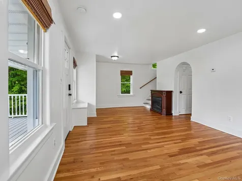 27 Boulder Avenue Hillburn NY 10931
