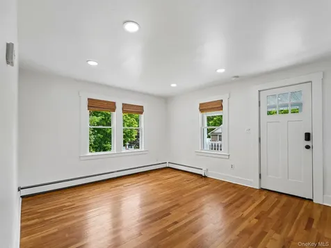 27 Boulder Avenue Hillburn NY 10931