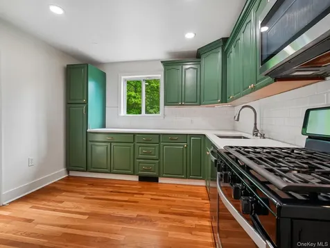 27 Boulder Avenue Hillburn NY 10931