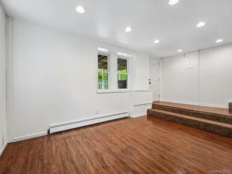 27 Boulder Avenue Hillburn NY 10931
