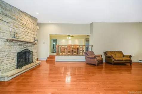 106 Lander Avenue Staten Island NY 10314
