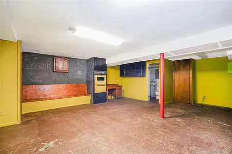 106 Lander Avenue Staten Island NY 10314