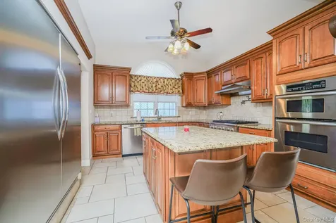 106 Lander Avenue Staten Island NY 10314