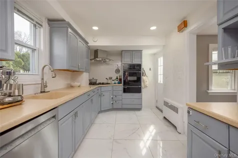 154 Bell Road Scarsdale NY 10583