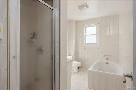154 Bell Road Scarsdale NY 10583