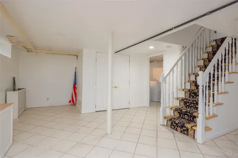 154 Bell Road Scarsdale NY 10583