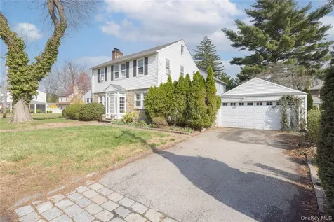 154 Bell Road Scarsdale NY 10583