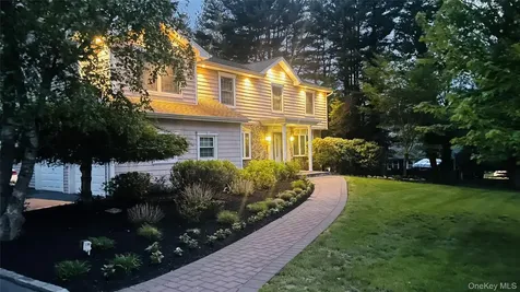 4 Crabapple Court Mount Sinai NY 11766