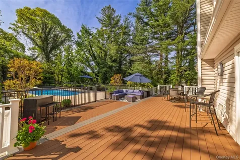 4 Crabapple Court Mount Sinai NY 11766