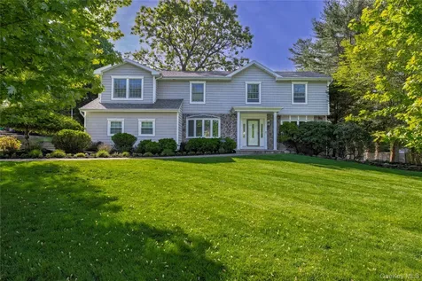 4 Crabapple Court Mount Sinai NY 11766