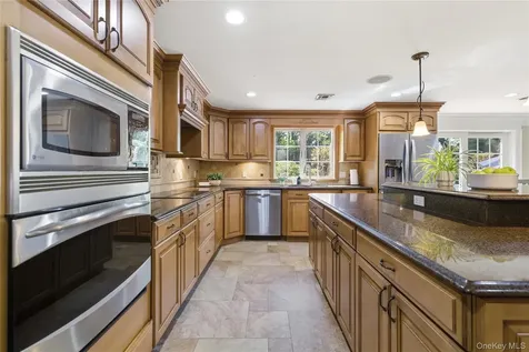 4 Crabapple Court Mount Sinai NY 11766
