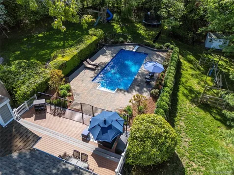 4 Crabapple Court Mount Sinai NY 11766