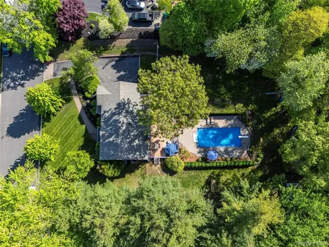 4 Crabapple Court Mount Sinai NY 11766