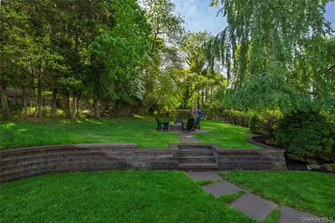 4 Crabapple Court Mount Sinai NY 11766