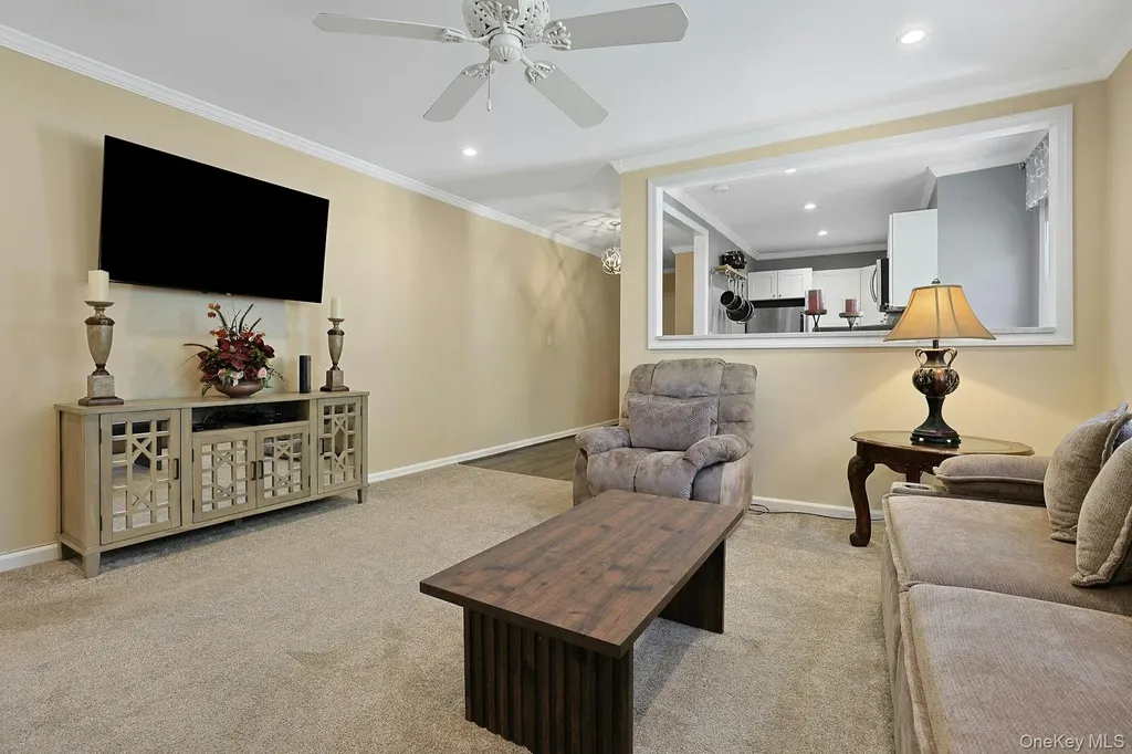 15 Bryant Crescent White Plains NY 10605
