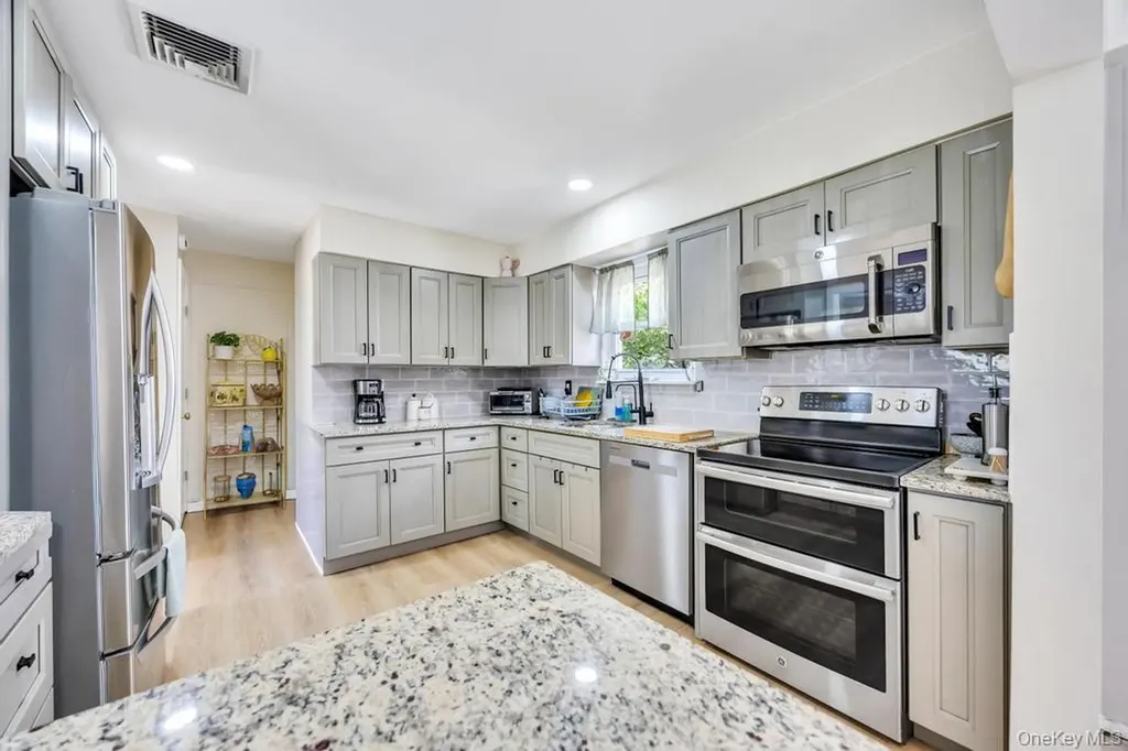 48 E Grove Street Massapequa NY 11758
