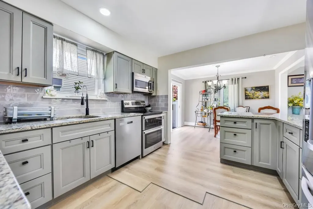 48 E Grove Street Massapequa NY 11758