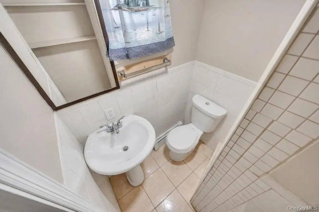 48 E Grove Street Massapequa NY 11758