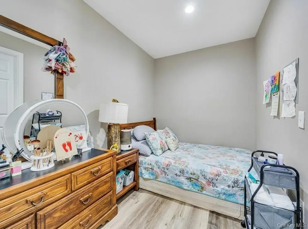 48 E Grove Street Massapequa NY 11758