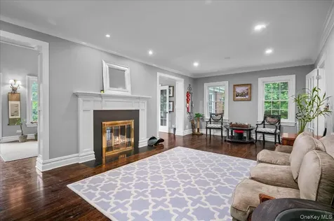 7 Harcourt Road Scarsdale NY 10583