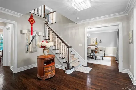 7 Harcourt Road Scarsdale NY 10583