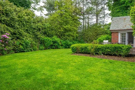 7 Harcourt Road Scarsdale NY 10583