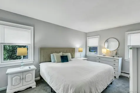121 Lowell Road Sayville NY 11782