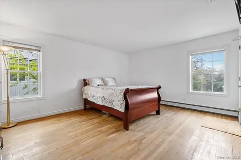 960 Cliffside Avenue North Woodmere NY 11581