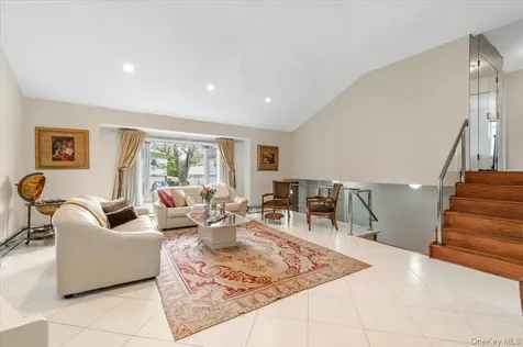 960 Cliffside Avenue North Woodmere NY 11581