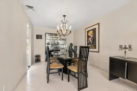 960 Cliffside Avenue North Woodmere NY 11581