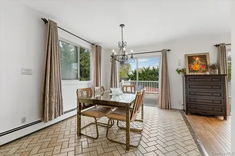 960 Cliffside Avenue North Woodmere NY 11581