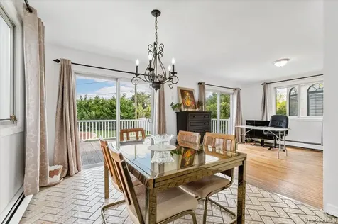 960 Cliffside Avenue North Woodmere NY 11581