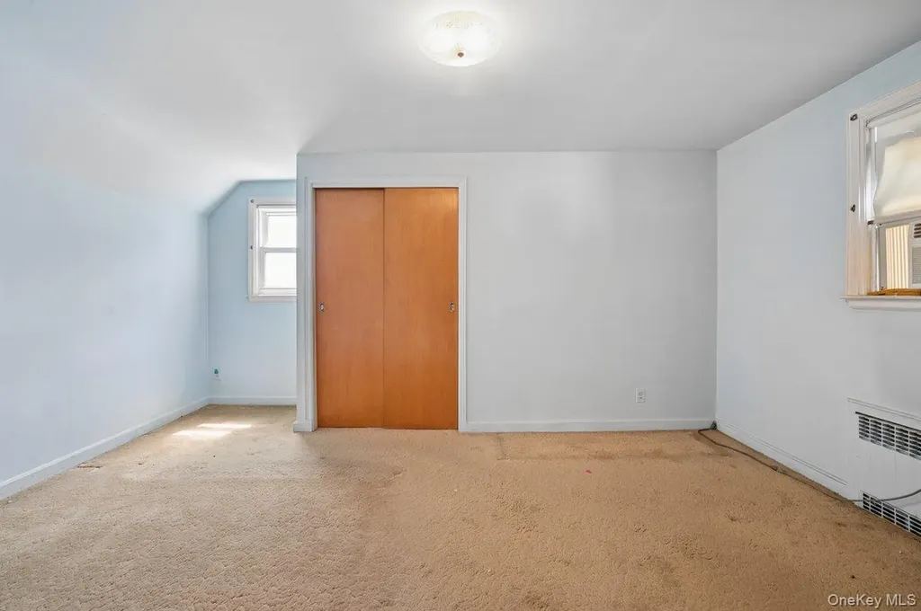 65 Lyons Road Scarsdale NY 10583