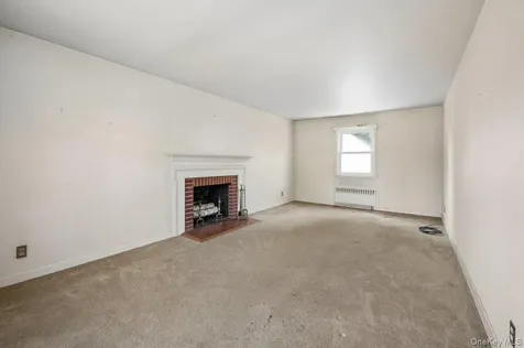 65 Lyons Road Scarsdale NY 10583