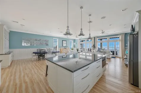 136 Asharoken Avenue Northport NY 11768
