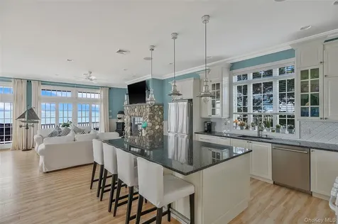 136 Asharoken Avenue Northport NY 11768