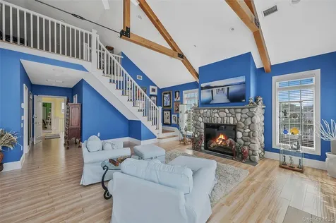 136 Asharoken Avenue Northport NY 11768